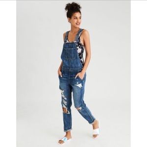American Eagle Tomgirl Overalls